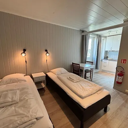 Lofoten Bed & Breakfast Reine - Rooms & Apartments Exterior photo
