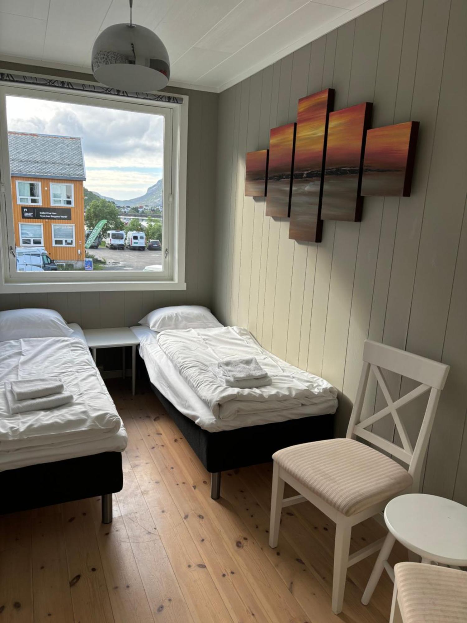 Lofoten - Rooms&apartments 3* Reine