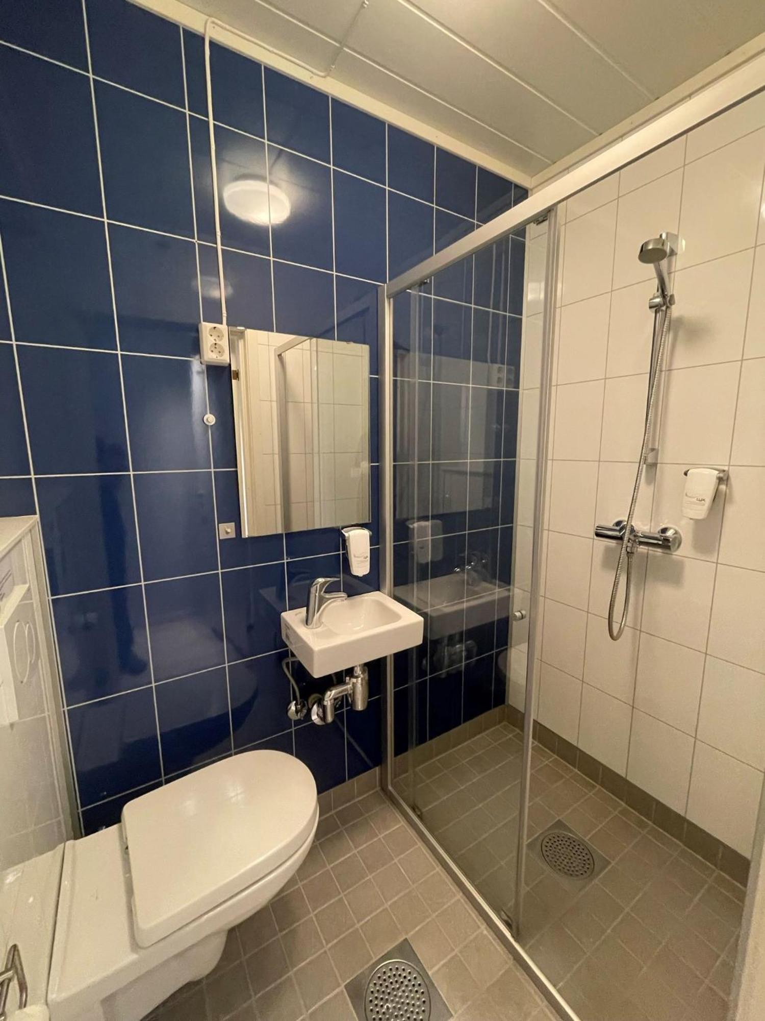 Lofoten - & Bed & Breakfast 3*